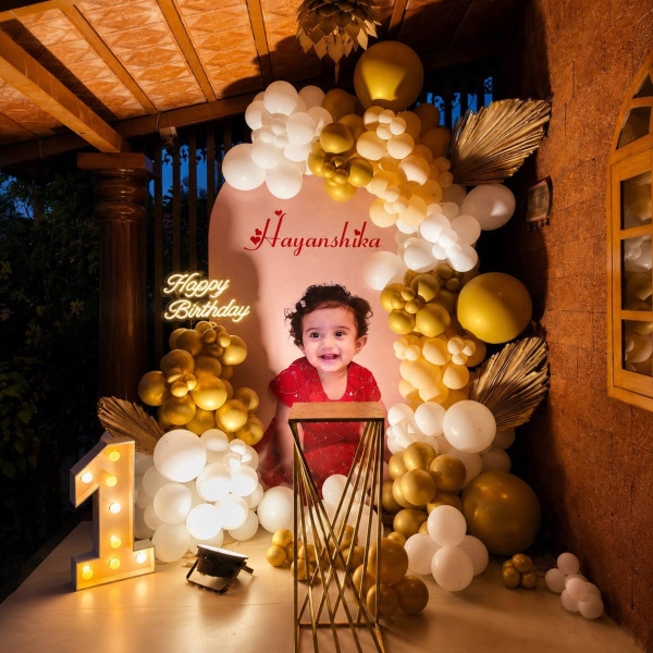 Beige first birthday decor