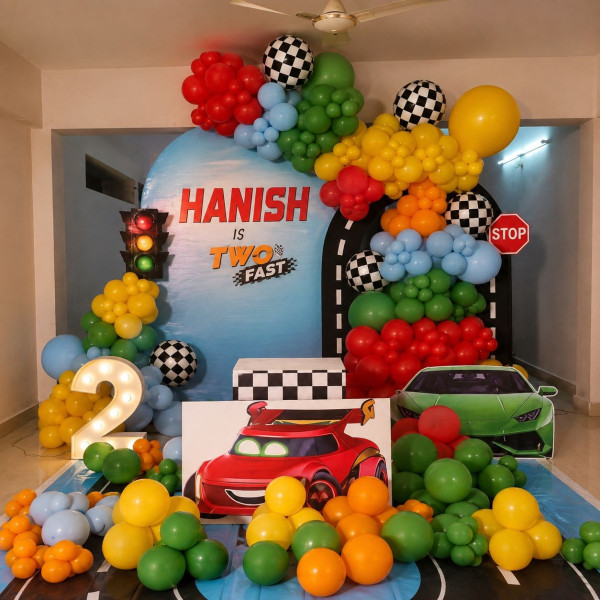 Racer theme birthday decor