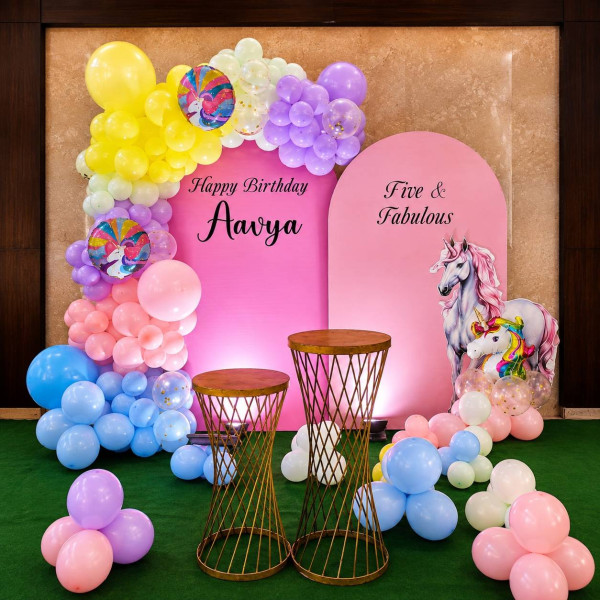 Pink unicorn theme decor