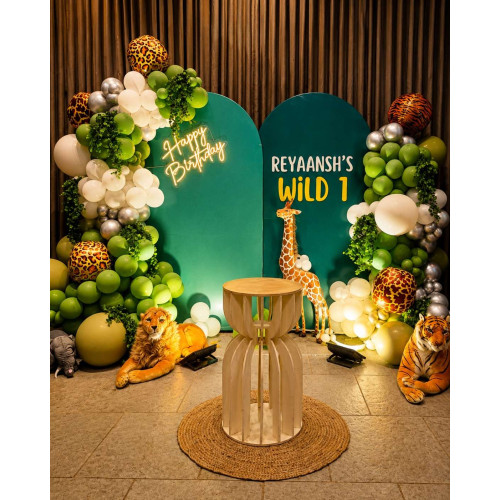 Animals theme decor