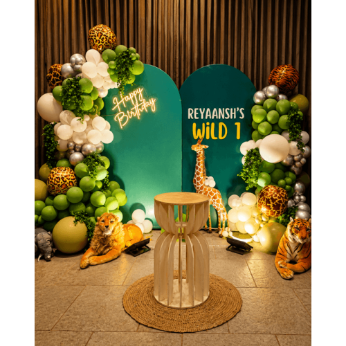 Animals theme decor