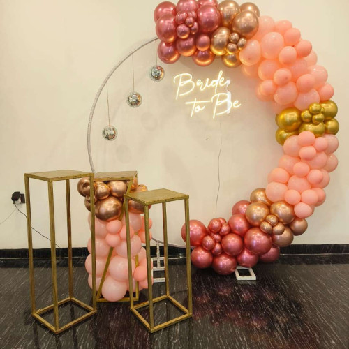 Bride to be ring decor 