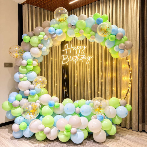 Elegant ring decor