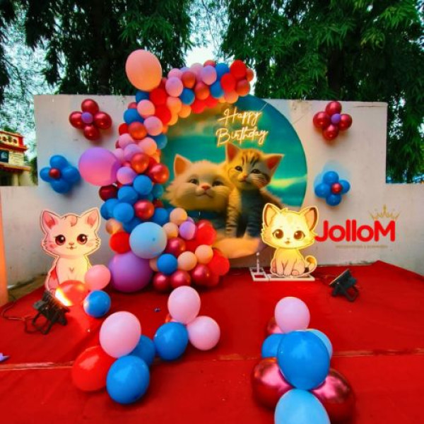 Kitty theme birthday decoration