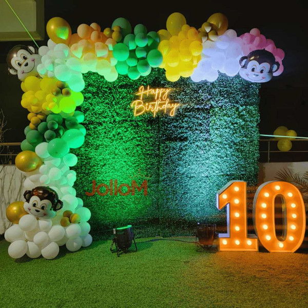 Grass birthday decoration