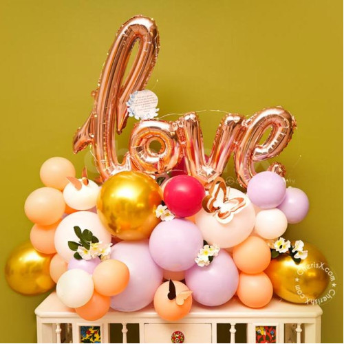 LOVE Balloon Bouquet
