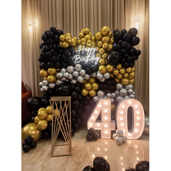 Balloon wall decor with frame