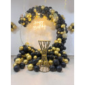 Black and gold theme ring decor 