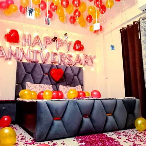 Golden Boho Theme Ring Anniversary Decor